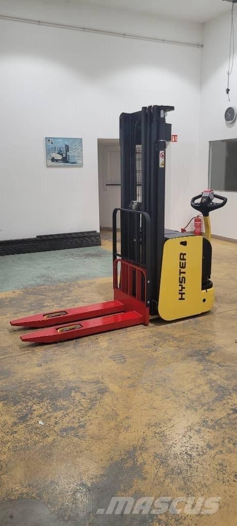 Hyster S 1.4 AC Samohybné vozíky