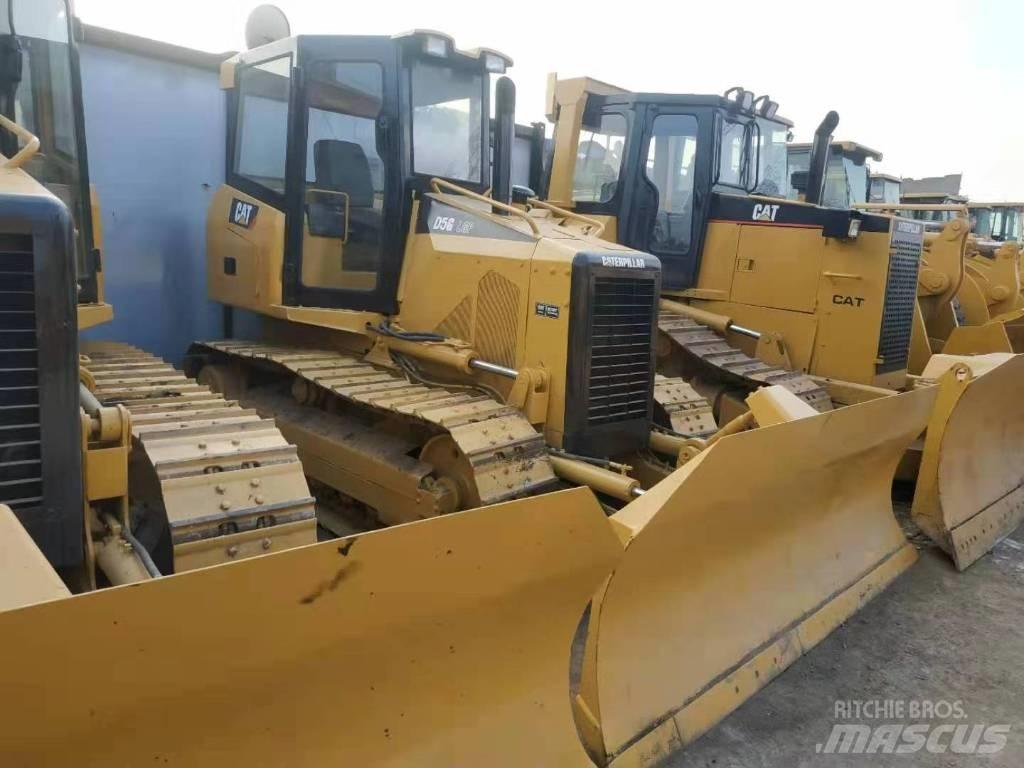 CAT D5M Pásové dozery