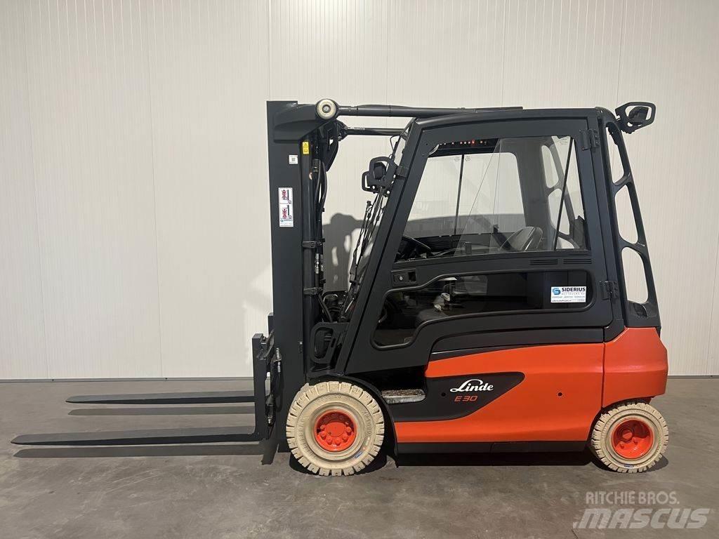 Linde E30L-01 Akumulátorové vozíky