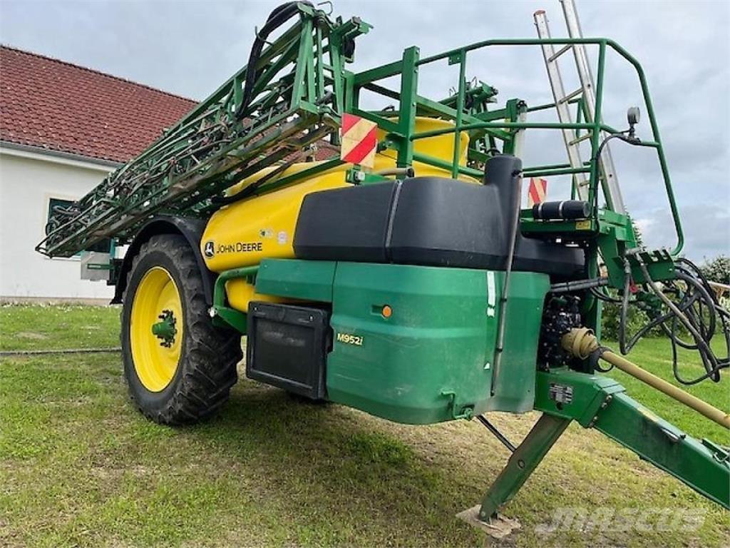 John Deere M952I Tažené postřikovače
