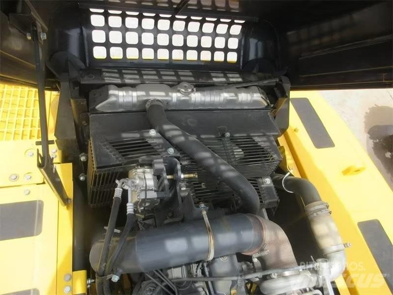 Komatsu PC 360 Pásová rýpadla