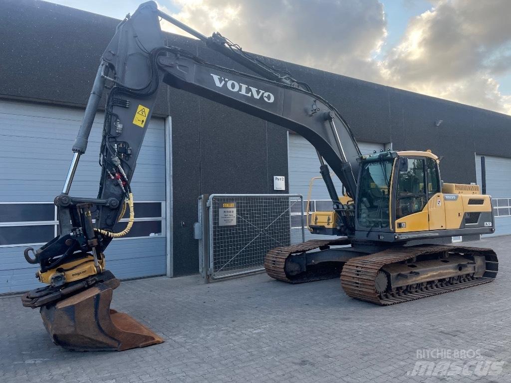 Volvo EC250DL Pásová rýpadla