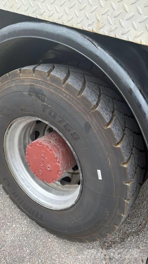  BOMBA HORMIGON Nákladní auta s čerpadly betonu