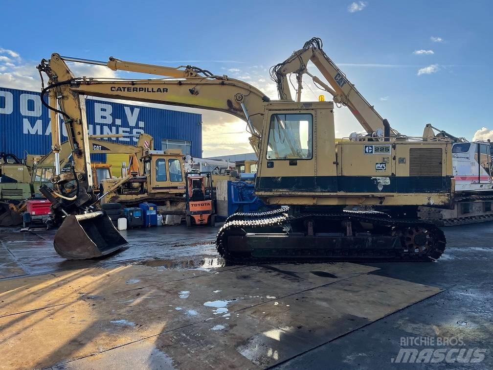 CAT 225 Pásová rýpadla