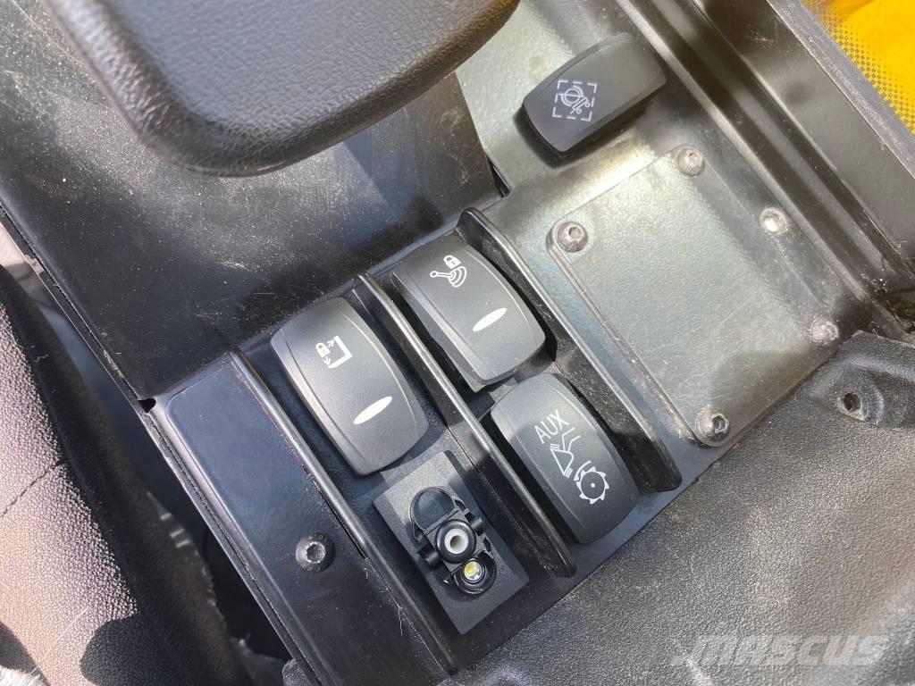 JCB 541-70 Agri Plus Teleskopické manipulátory