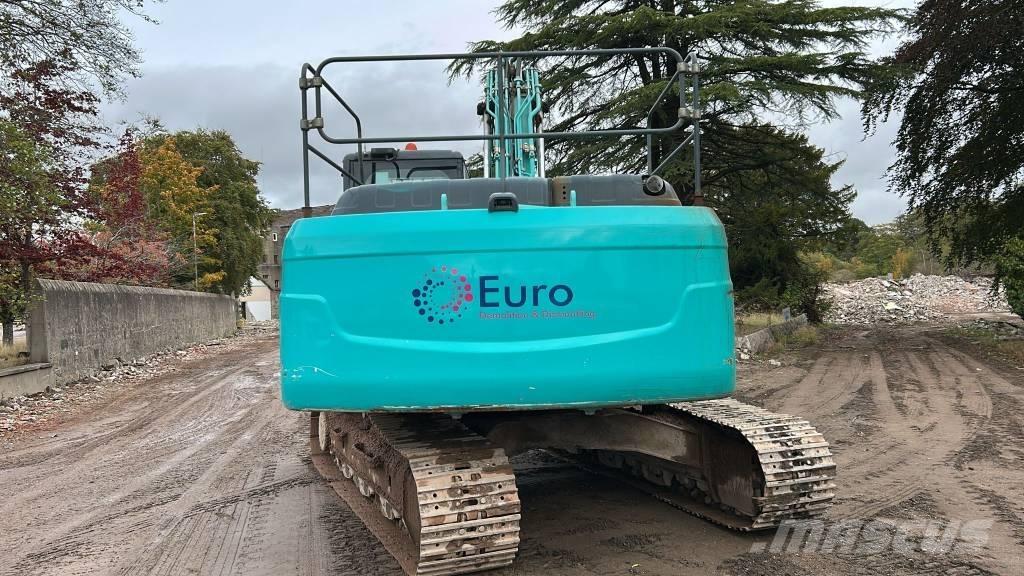 Kobelco SK210LC-10 Pásová rýpadla