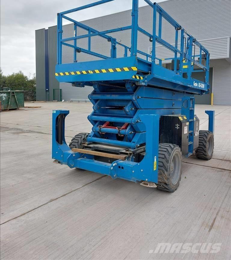 Genie GS 5390 RT Nůžková zvedací plošina