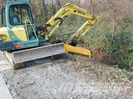 GHEDINI DA52 Sekačky namontované a tažené