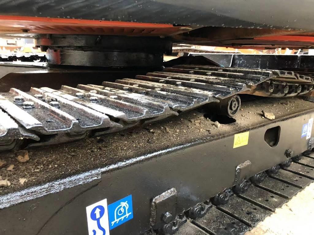 Hitachi ZX 60 Pásová rýpadla