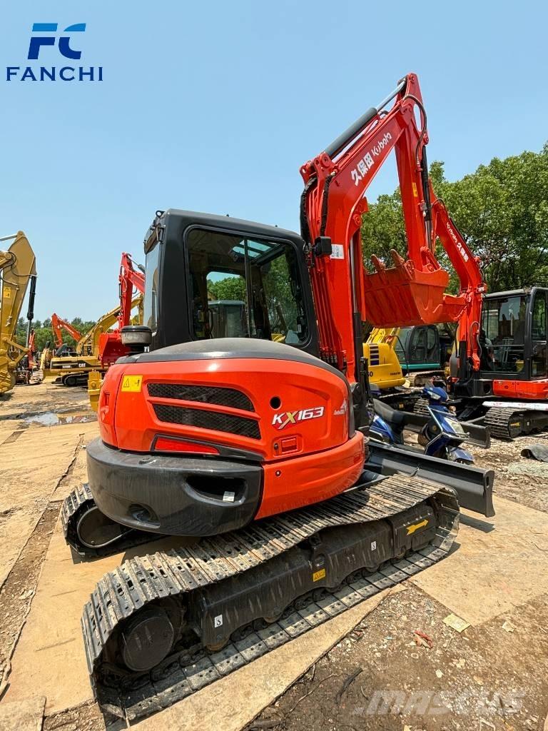 Kubota 163 Pásová rýpadla