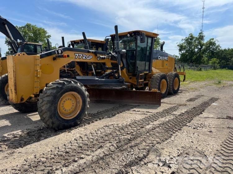DEERE 772GP Grejdry