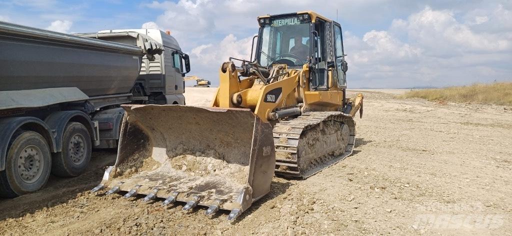 CAT 963 D Pásové nakladače