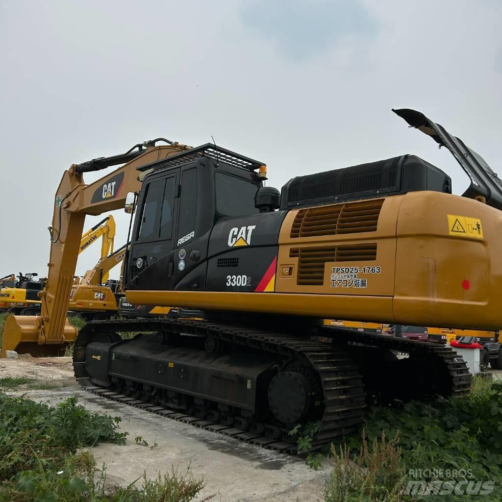 CAT 330D2 Pásová rýpadla