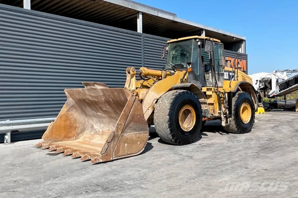 CAT 966H Kolové nakladače