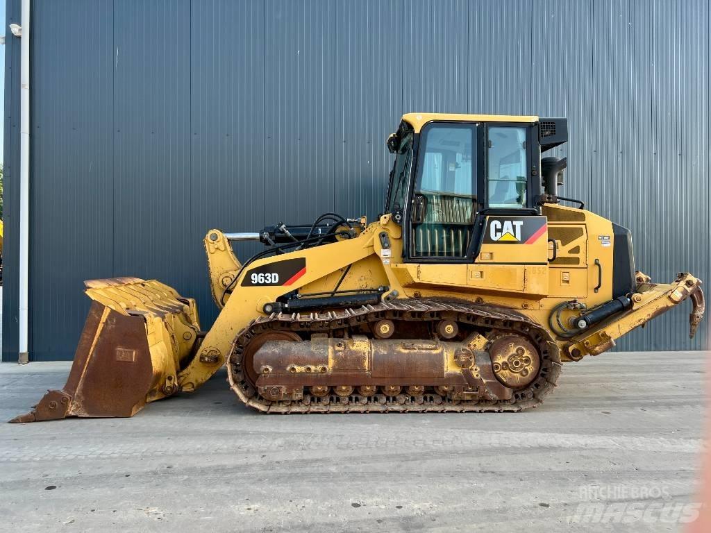 CAT 963D Pásové nakladače