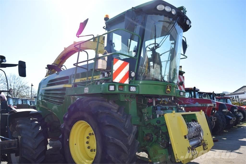 John Deere 7250 i Samojízdné sekačky