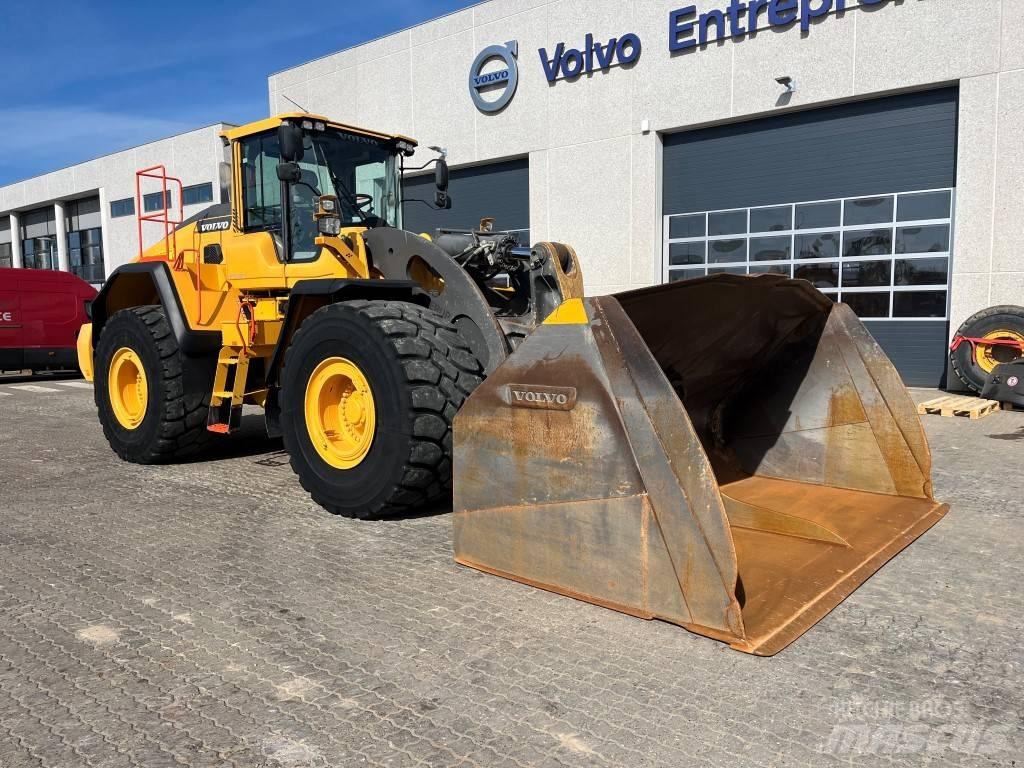 Volvo L260H Kolové nakladače