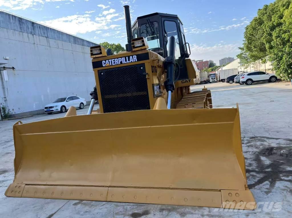 CAT D 7 G Grejdry