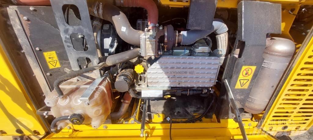 JCB JS 220 X Pásová rýpadla