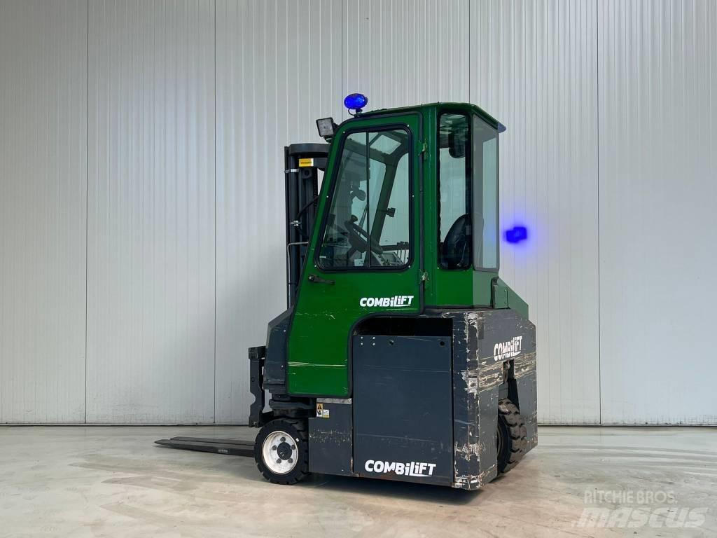 Combilift CBE2500 4 cestní vysokozdvižné vozíky