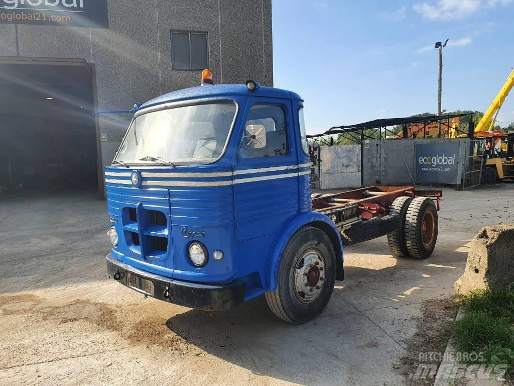 Pegaso COMET 1090 Nákladní vozidlo bez nástavby
