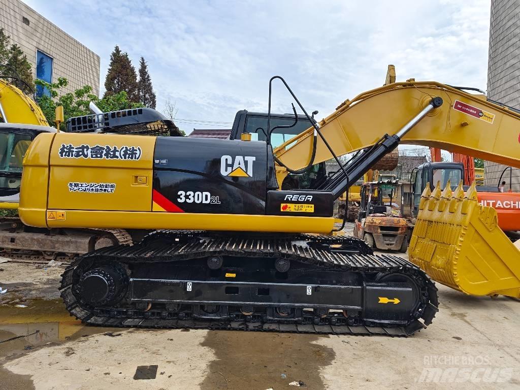 CAT 330 D2 L Pásová rýpadla
