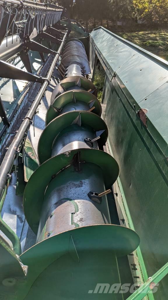 John Deere S 670 i Sklízecí mlátičky