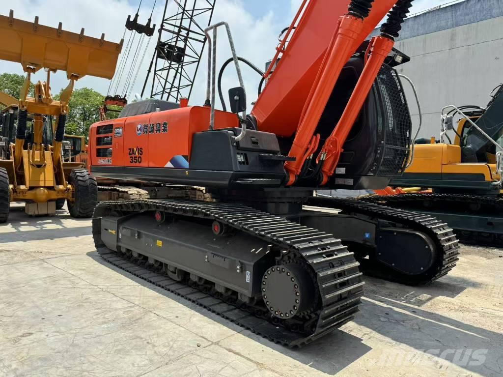 Hitachi ZX 350 H Pásová rýpadla