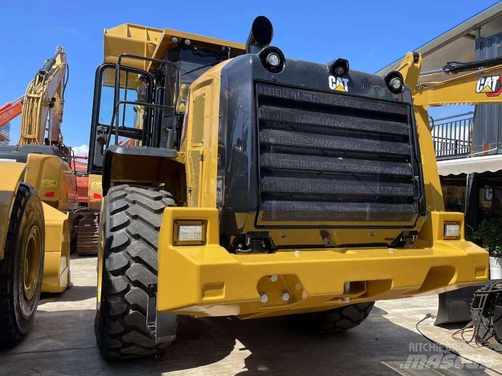 CAT CAT 988 Kolové nakladače