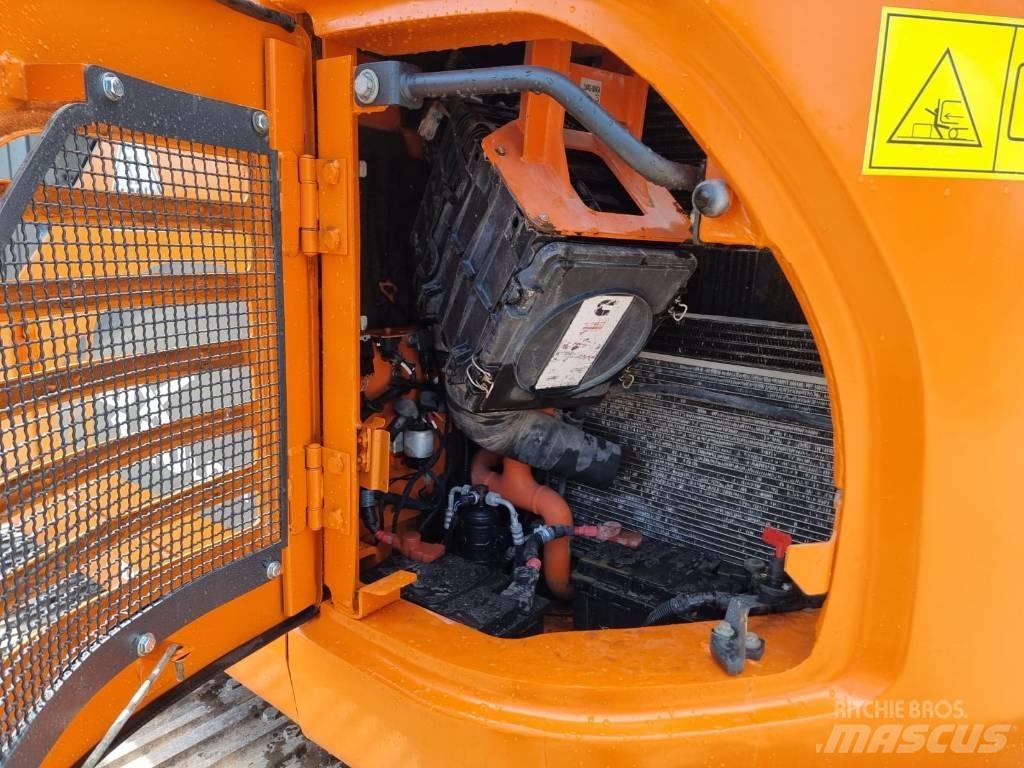 Doosan DX 140 LC-3 Pásová rýpadla