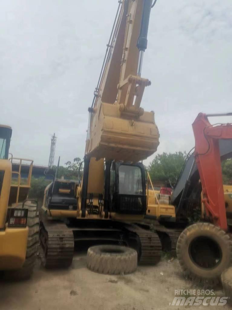 CAT 325 DL Pásová rýpadla