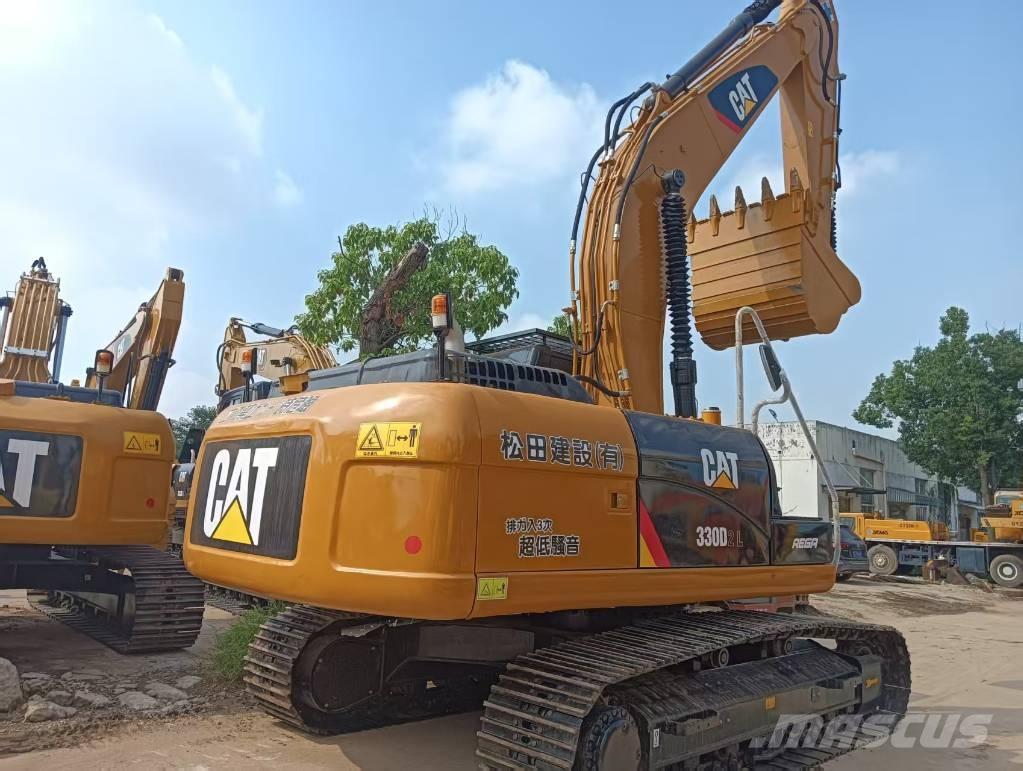 CAT 330 D2L Pásová rýpadla