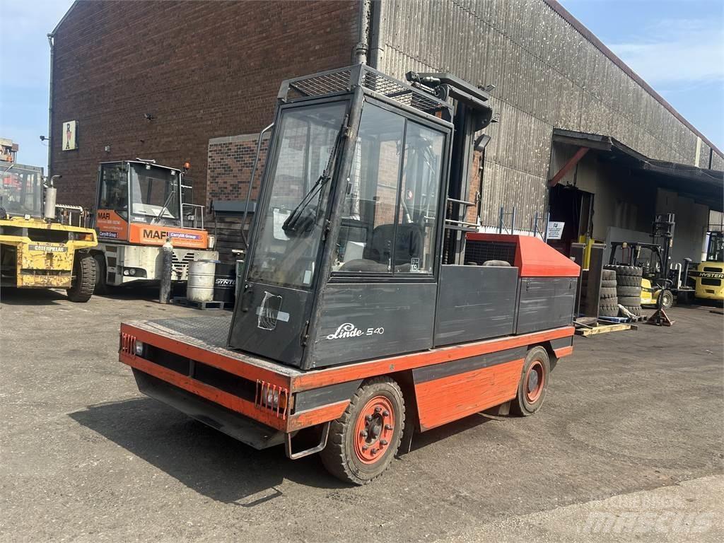 Linde S40 Vysokozdvižný vozík s bočním ložením