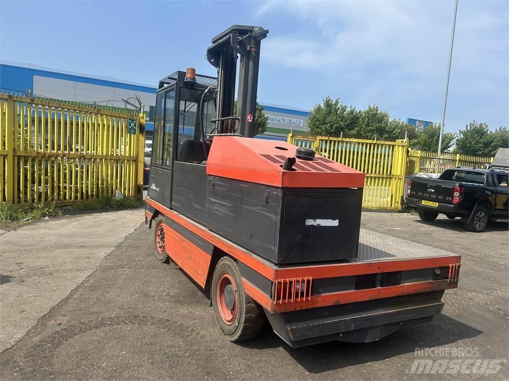 Linde S40 Vysokozdvižný vozík s bočním ložením