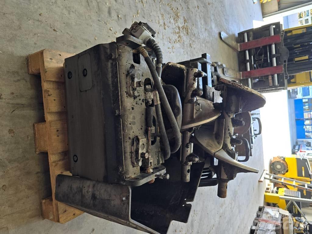 Bomag BF 300 P-2 Finišery