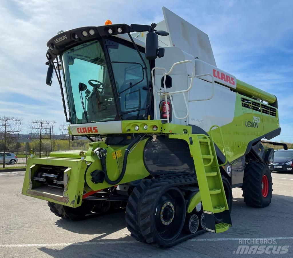 CLAAS Lexion 750 TT Sklízecí mlátičky