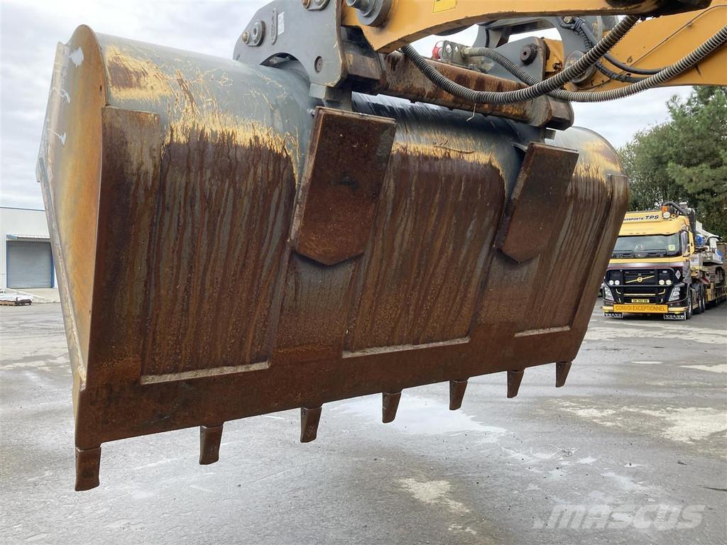 Liebherr L 538 Kolové nakladače