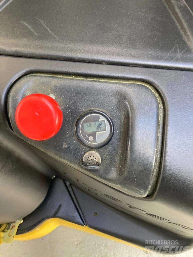 Hyster S 1.6 Ručně vedené vysokozdvižné vozíky