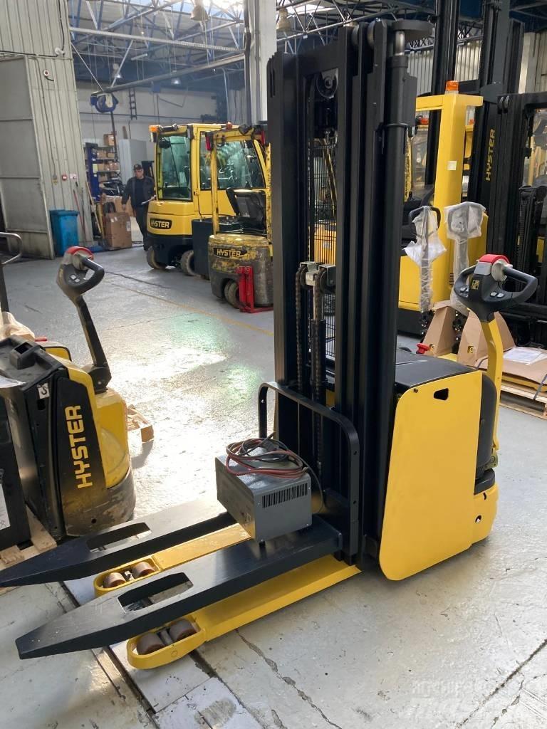 Hyster S 1.6 Ručně vedené vysokozdvižné vozíky