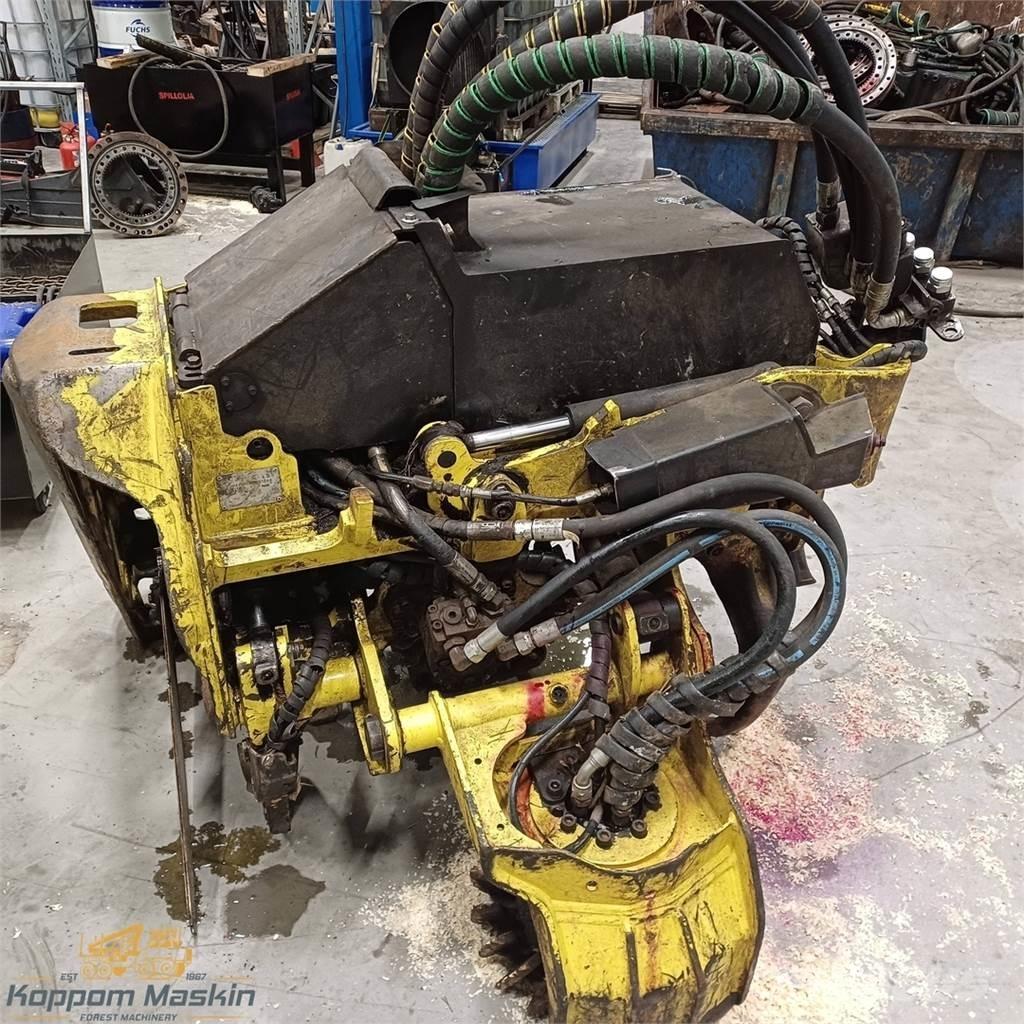 John Deere 415 Těžební hlavy