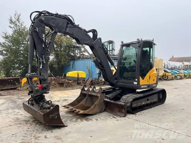 Mecalac 8 M CR Midi rýpadla 7t - 12t