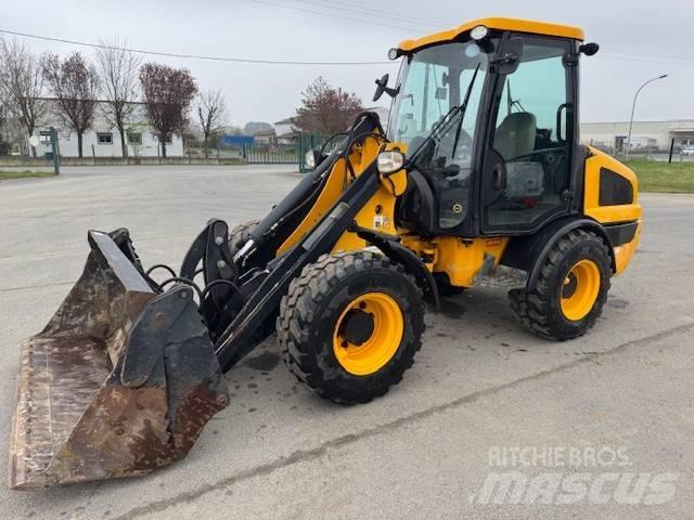 JCB 406 Kolové nakladače