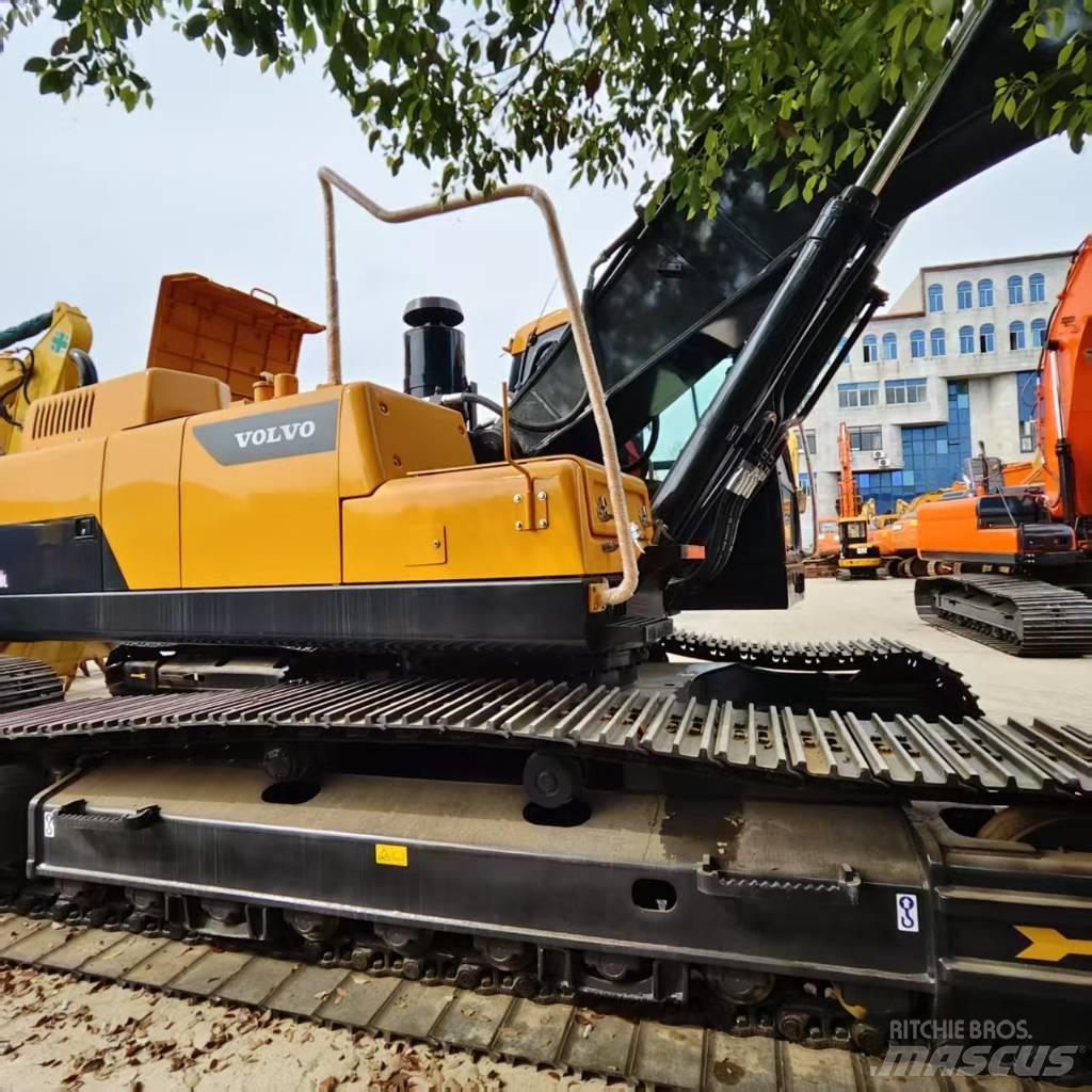 Volvo EC 380 D L Pásová rýpadla