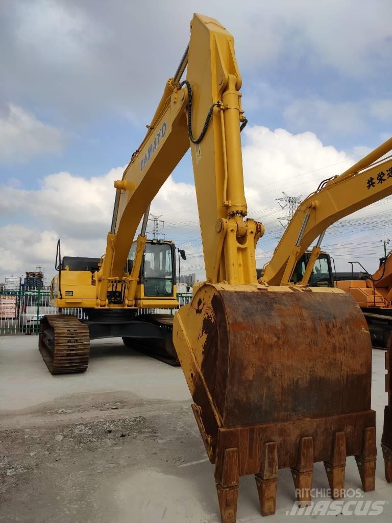 Komatsu PC450-8 Pásová rýpadla