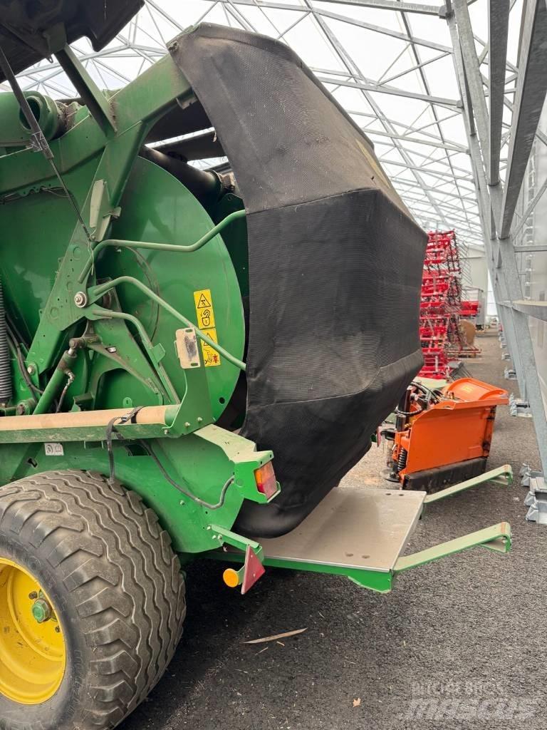 John Deere 960 Lis na válcové balíky