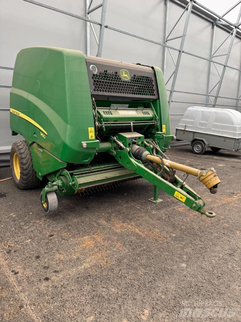 John Deere 960 Lis na válcové balíky