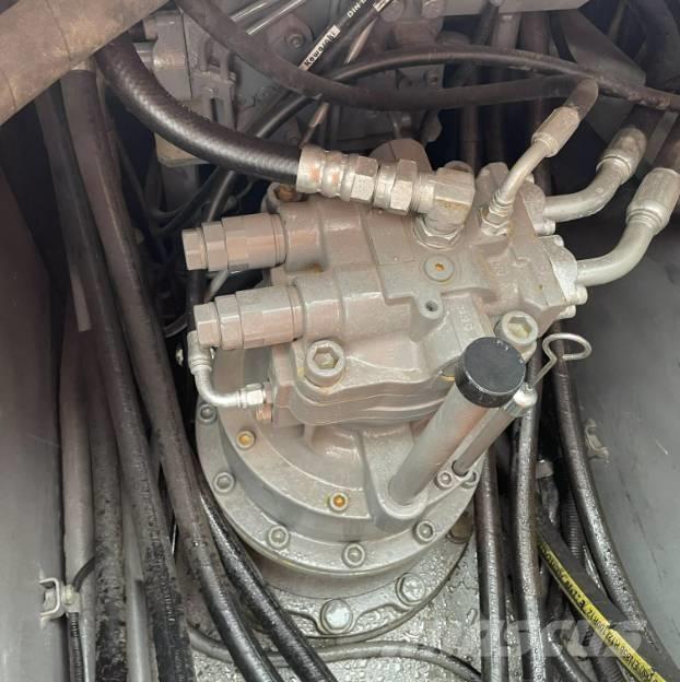Hitachi ZX200 Pásová rýpadla