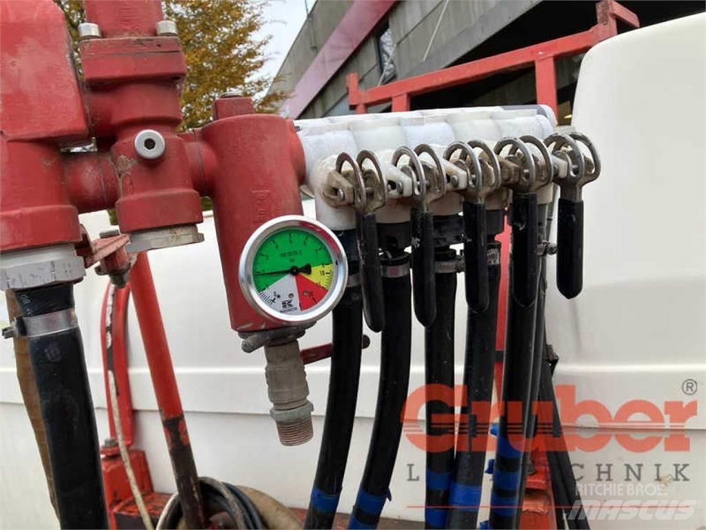 Holder 1.600 l Tažené postřikovače
