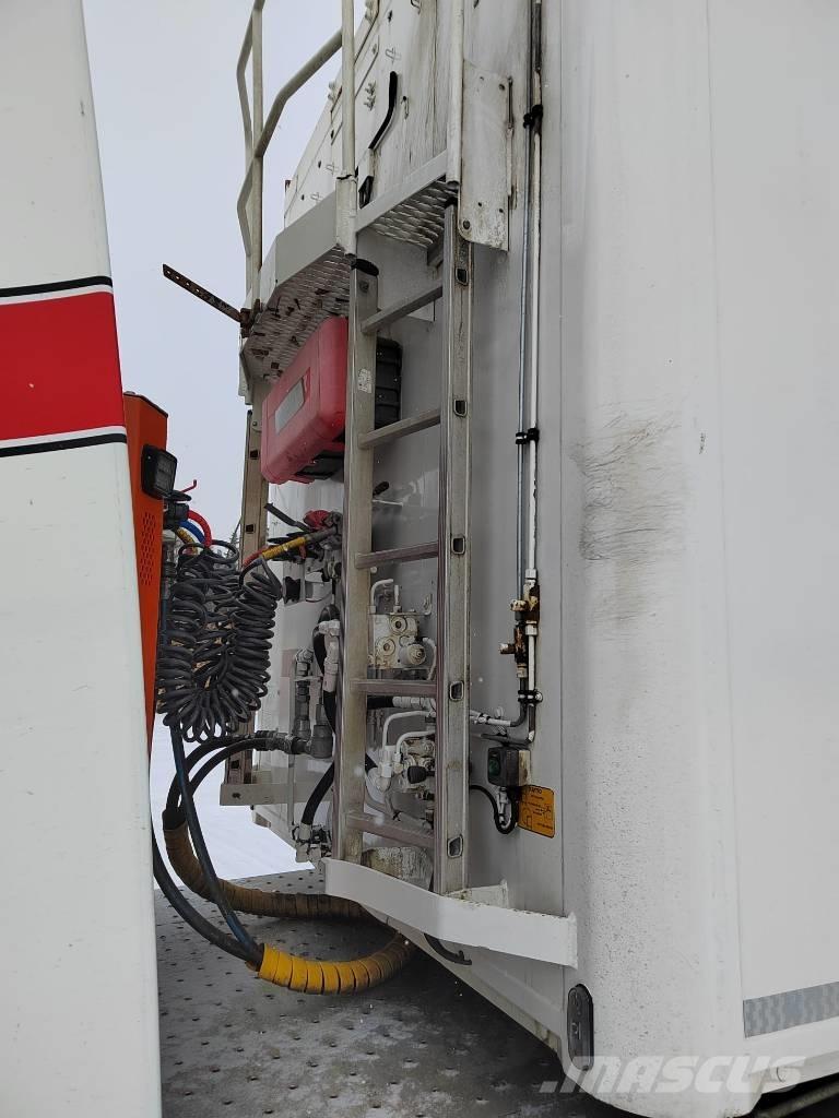 Knapen K 502 Návěsy na dřevní štěpku