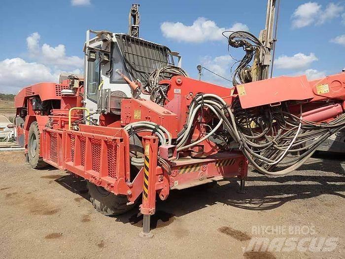 Sandvik DS511-C Povrchové vrtací stroje